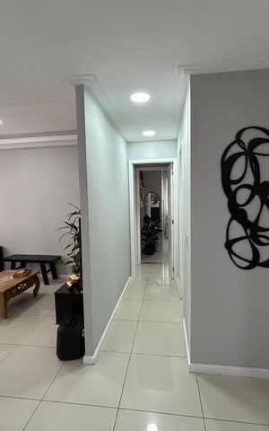 Apartamento à venda com 147m², 4 quartos e 2 vagasCorredor