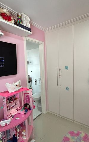 Apartamento à venda com 147m², 4 quartos e 2 vagasQuarto 2 - Suíte
