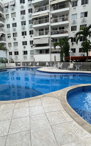Apartamento à venda com 147m², 4 quartos e 2 vagasÁrea comum - Piscina