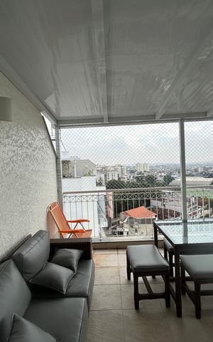 Apartamento à venda com 147m², 4 quartos e 2 vagasCobertura