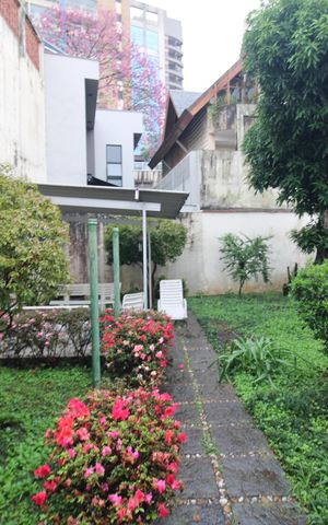 Casa à venda com 438m², 4 quartos e 6 vagasÁrea de Serviço