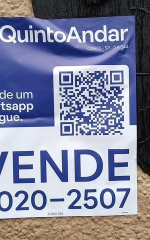 Casa à venda com 438m², 4 quartos e 6 vagas Casa à venda com 438m², 4 quartos e 6 vagasFachada