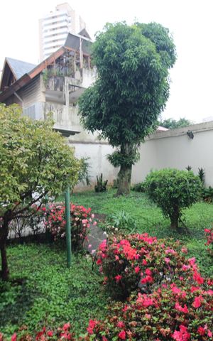 Casa à venda com 438m², 4 quartos e 6 vagasÁrea de Serviço