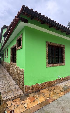 Casa de condomínio para alugar com 350m², 5 quartos e 6 vagas Casa de condomínio para alugar com 350m², 5 quartos e 6 vagasÁrea externa