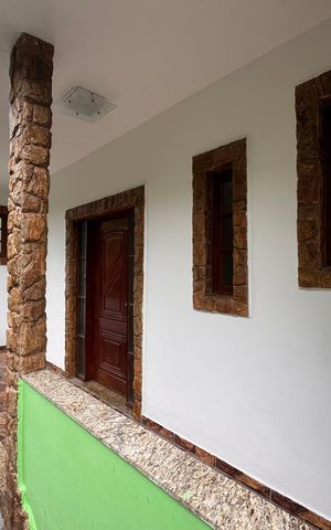 Casa de condomínio para alugar com 350m², 5 quartos e 6 vagas Casa de condomínio para alugar com 350m², 5 quartos e 6 vagasVaranda