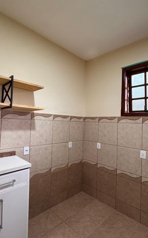 Casa de condomínio para alugar com 350m², 5 quartos e 6 vagas Casa de condomínio para alugar com 350m², 5 quartos e 6 vagasCozinha