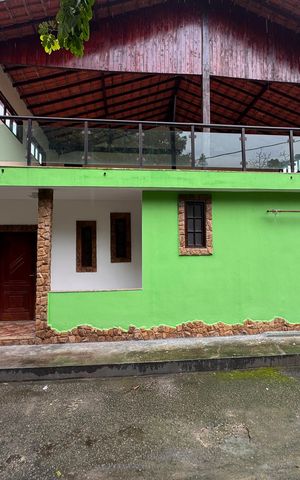 Casa de condomínio para alugar com 350m², 5 quartos e 6 vagas Casa de condomínio para alugar com 350m², 5 quartos e 6 vagasFachada