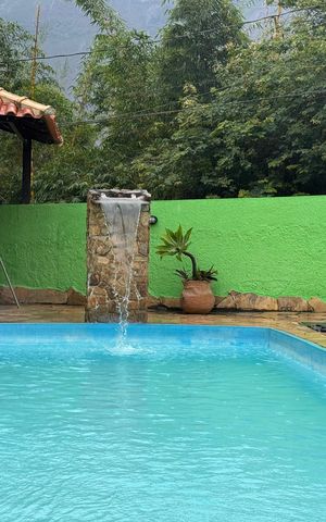 Casa de condomínio para alugar com 350m², 5 quartos e 6 vagas Casa de condomínio para alugar com 350m², 5 quartos e 6 vagasÁrea externa