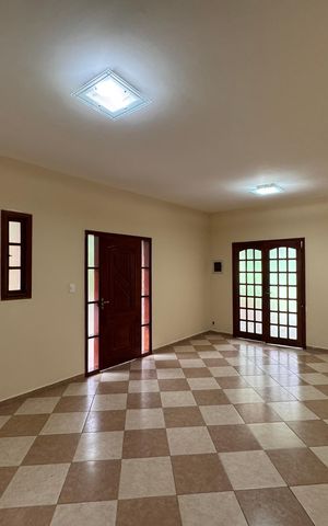 Casa de condomínio para alugar com 350m², 5 quartos e 6 vagas Casa de condomínio para alugar com 350m², 5 quartos e 6 vagasSala