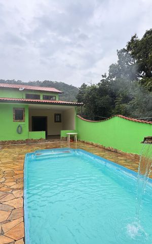 Casa de condomínio para alugar com 350m², 5 quartos e 6 vagas Casa de condomínio para alugar com 350m², 5 quartos e 6 vagasÁrea externa