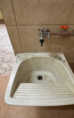 Casa de condomínio para alugar com 350m², 5 quartos e 6 vagas Casa de condomínio para alugar com 350m², 5 quartos e 6 vagasÁrea de Serviço