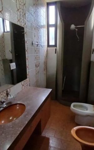 Casa para alugar com 170m², 4 quartos e 2 vagas Casa para alugar com 170m², 4 quartos e 2 vagasBanheiro da Suíte