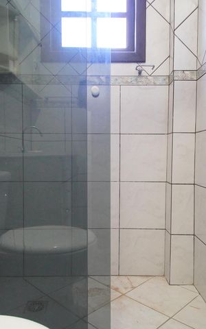 Casa para alugar com 350m², 4 quartos e 3 vagasBanheiro 2