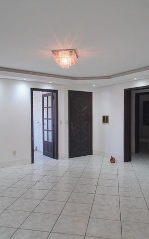 Casa para alugar com 350m², 4 quartos e 3 vagasSala