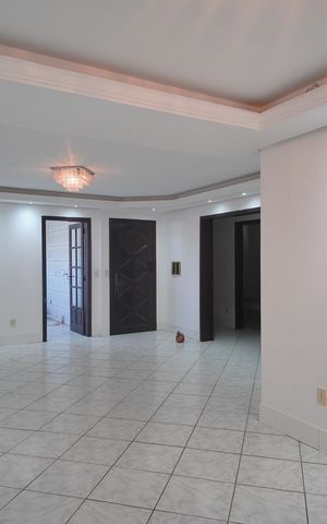 Casa para alugar com 350m², 4 quartos e 3 vagasSala