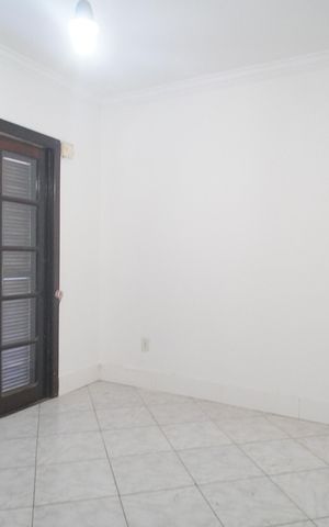Casa para alugar com 350m², 4 quartos e 3 vagasSuíte