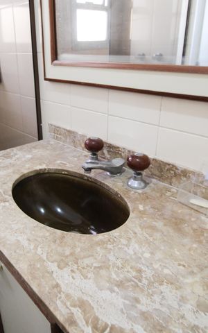 Apartamento à venda com 100m², 3 quartos e 2 vagas Apartamento à venda com 100m², 3 quartos e 2 vagasBanheiro da Suíte