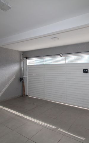 Casa à venda com 150m², 3 quartos e 2 vagasGaragem