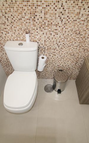 Casa à venda com 150m², 3 quartos e 2 vagasBanheiro