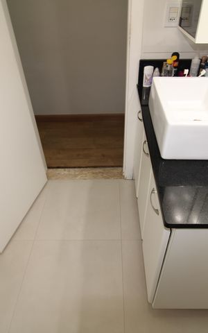 Casa à venda com 150m², 3 quartos e 2 vagasBanheiro