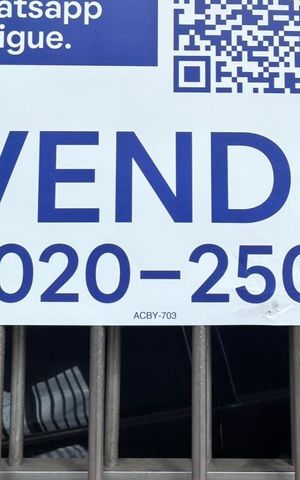 Casa à venda com 65m², 2 quartos e 1 vaga Casa à venda com 65m², 2 quartos e 1 vagaPlaca