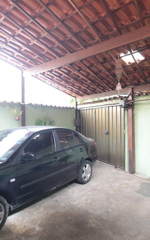 Casa à venda com 100m², 2 quartos e 2 vagasGaragem
