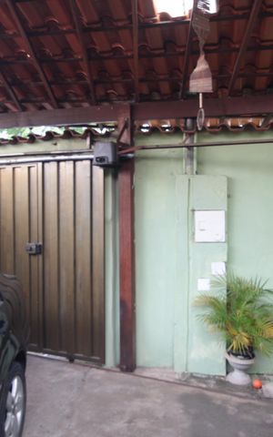 Casa à venda com 100m², 2 quartos e 2 vagasGaragem