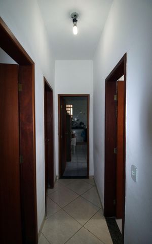 Casa à venda com 197m², 4 quartos e 1 vagaSala - Corredor