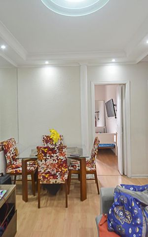Apartamento à venda com 53m², 2 quartos e 1 vaga Apartamento à venda com 53m², 2 quartos e 1 vagaSala