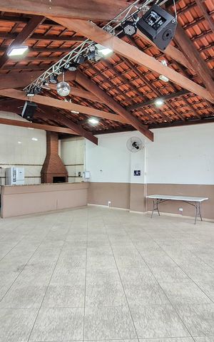 Apartamento à venda com 53m², 2 quartos e 1 vaga Apartamento à venda com 53m², 2 quartos e 1 vagaÁrea comum - Salão de festas