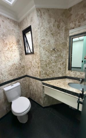 Apartamento à venda com 205m², 1 quarto e 5 vagas Apartamento à venda com 205m², 1 quarto e 5 vagasBanheiro