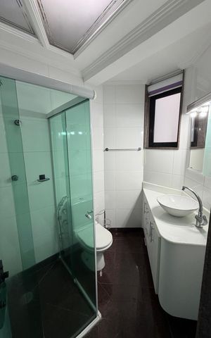 Apartamento à venda com 205m², 1 quarto e 5 vagas Apartamento à venda com 205m², 1 quarto e 5 vagasBanheiro