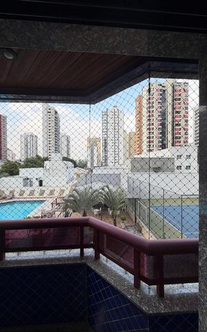 Apartamento à venda com 205m², 1 quarto e 5 vagas Apartamento à venda com 205m², 1 quarto e 5 vagasVaranda
