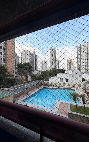 Apartamento à venda com 205m², 1 quarto e 5 vagas Apartamento à venda com 205m², 1 quarto e 5 vagasVista
