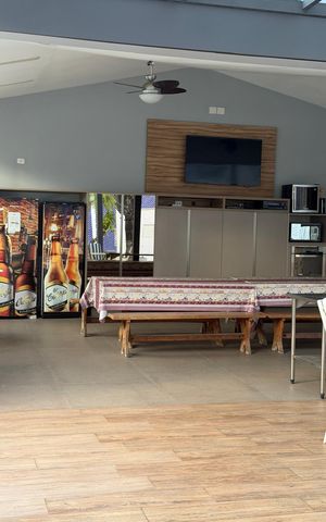 Apartamento à venda com 205m², 1 quarto e 5 vagas Apartamento à venda com 205m², 1 quarto e 5 vagasÁrea externa