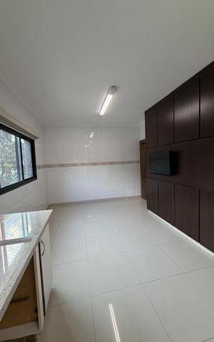 Apartamento à venda com 205m², 1 quarto e 5 vagas Apartamento à venda com 205m², 1 quarto e 5 vagasSala