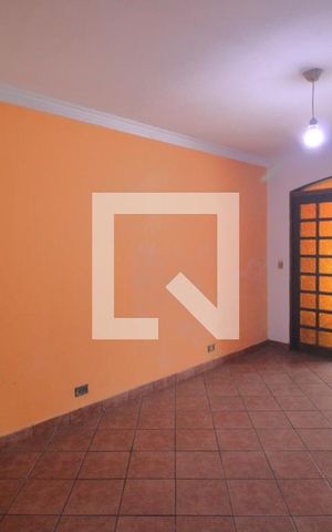 Casa à venda com 276m², 3 quartos e 3 vagas Casa à venda com 276m², 3 quartos e 3 vagasSala