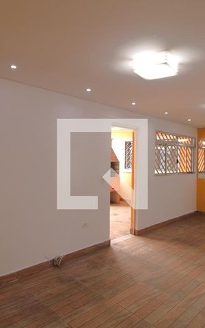 Casa à venda com 276m², 3 quartos e 3 vagas Casa à venda com 276m², 3 quartos e 3 vagasSala