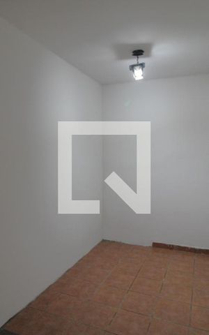 Casa à venda com 276m², 3 quartos e 3 vagas Casa à venda com 276m², 3 quartos e 3 vagasQuarto