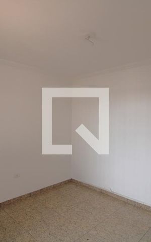 Casa à venda com 276m², 3 quartos e 3 vagas Casa à venda com 276m², 3 quartos e 3 vagasQuarto