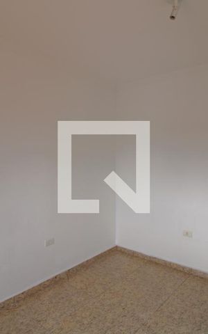 Casa à venda com 276m², 3 quartos e 3 vagas Casa à venda com 276m², 3 quartos e 3 vagasQuarto