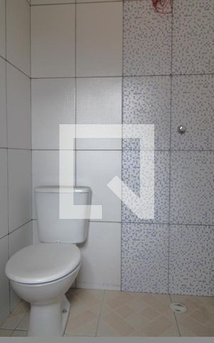 Casa à venda com 276m², 3 quartos e 3 vagas Casa à venda com 276m², 3 quartos e 3 vagasBanheiro