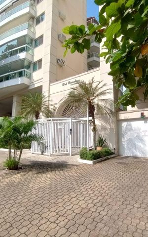 Apartamento para alugar com 130m², 3 quartos e 2 vagas Apartamento para alugar com 130m², 3 quartos e 2 vagasFachada