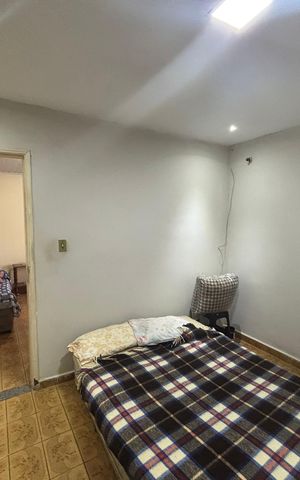 Casa à venda com 210m², 3 quartos e 3 vagas Casa à venda com 210m², 3 quartos e 3 vagasQuarto 1