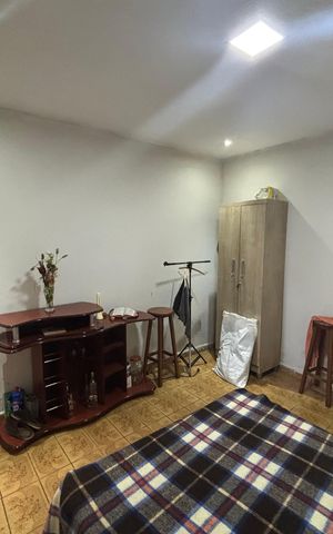 Casa à venda com 210m², 3 quartos e 3 vagas Casa à venda com 210m², 3 quartos e 3 vagasQuarto 1
