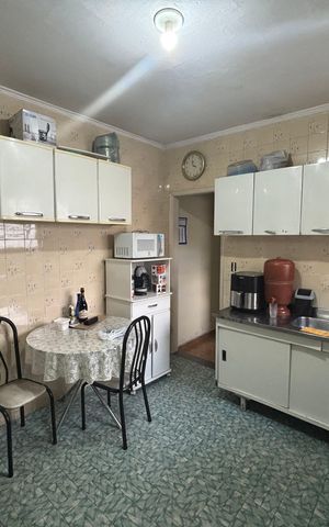 Casa à venda com 210m², 3 quartos e 3 vagas Casa à venda com 210m², 3 quartos e 3 vagasCozinha