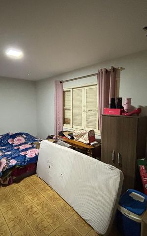 Casa à venda com 210m², 3 quartos e 3 vagas Casa à venda com 210m², 3 quartos e 3 vagasQuarto 2