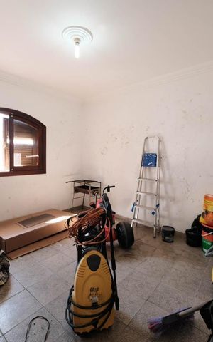 Casa para alugar com 450m², 3 quartos e 6 vagasÁrea de Serviço