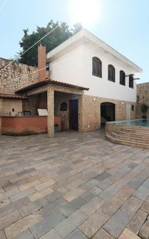 Casa para alugar com 450m², 3 quartos e 6 vagasÁrea externa