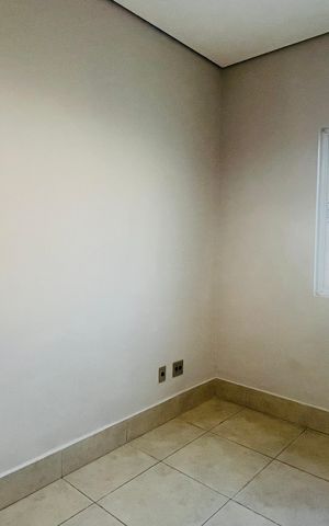 Casa à venda com 139m², 2 quartos e 13 vagas